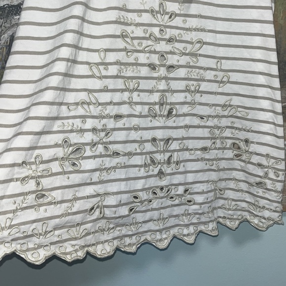 Free People Women's Seafaring Striped Embroidered Tan and Cream Top sz M NWT - Picture 7 of 17